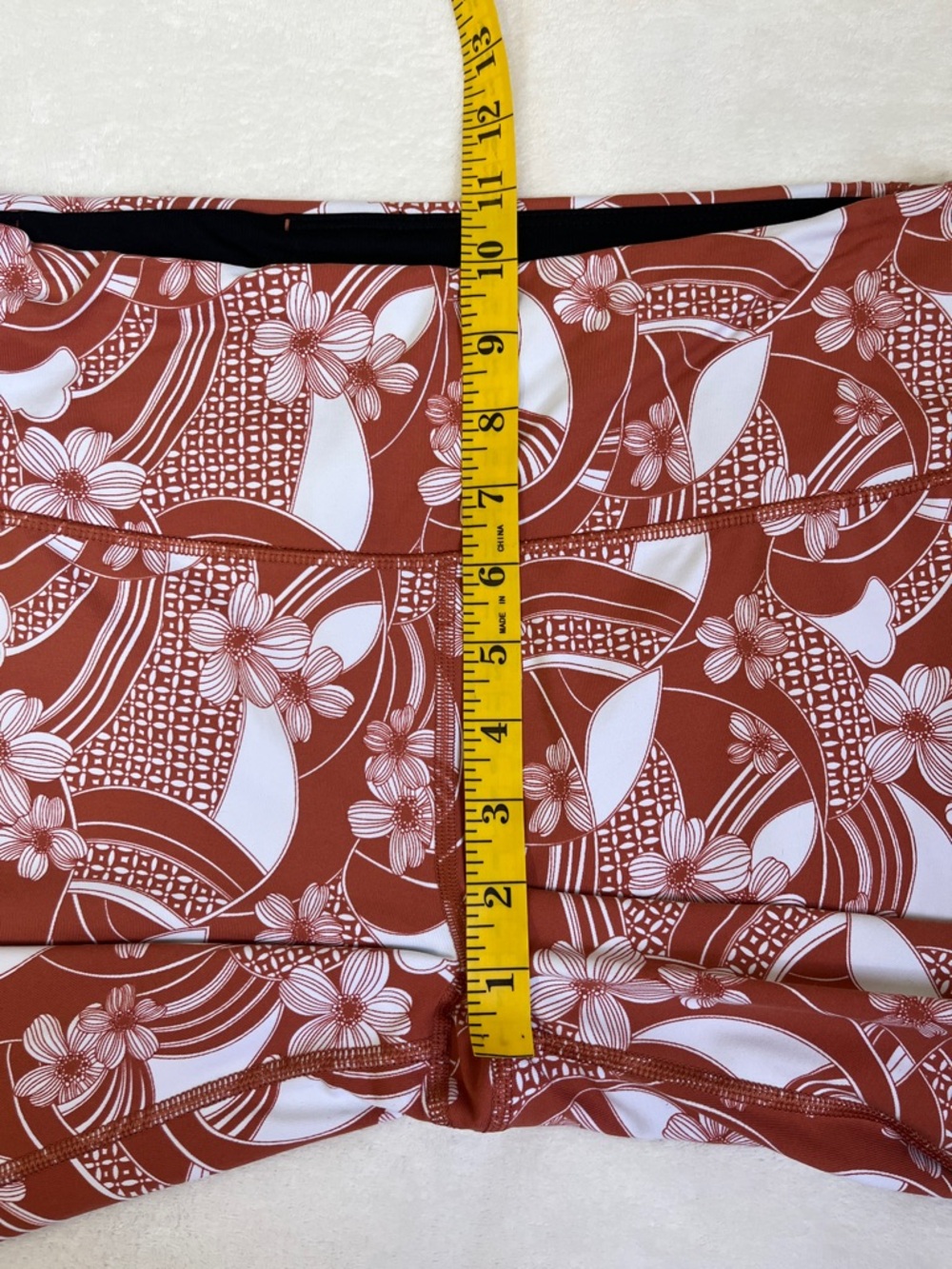 Victoria's Secret Sport Knockout Capri Leggings Size Large - Picture 6 of 8